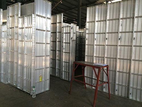 建筑工程中如何正确使用铝合金模板？